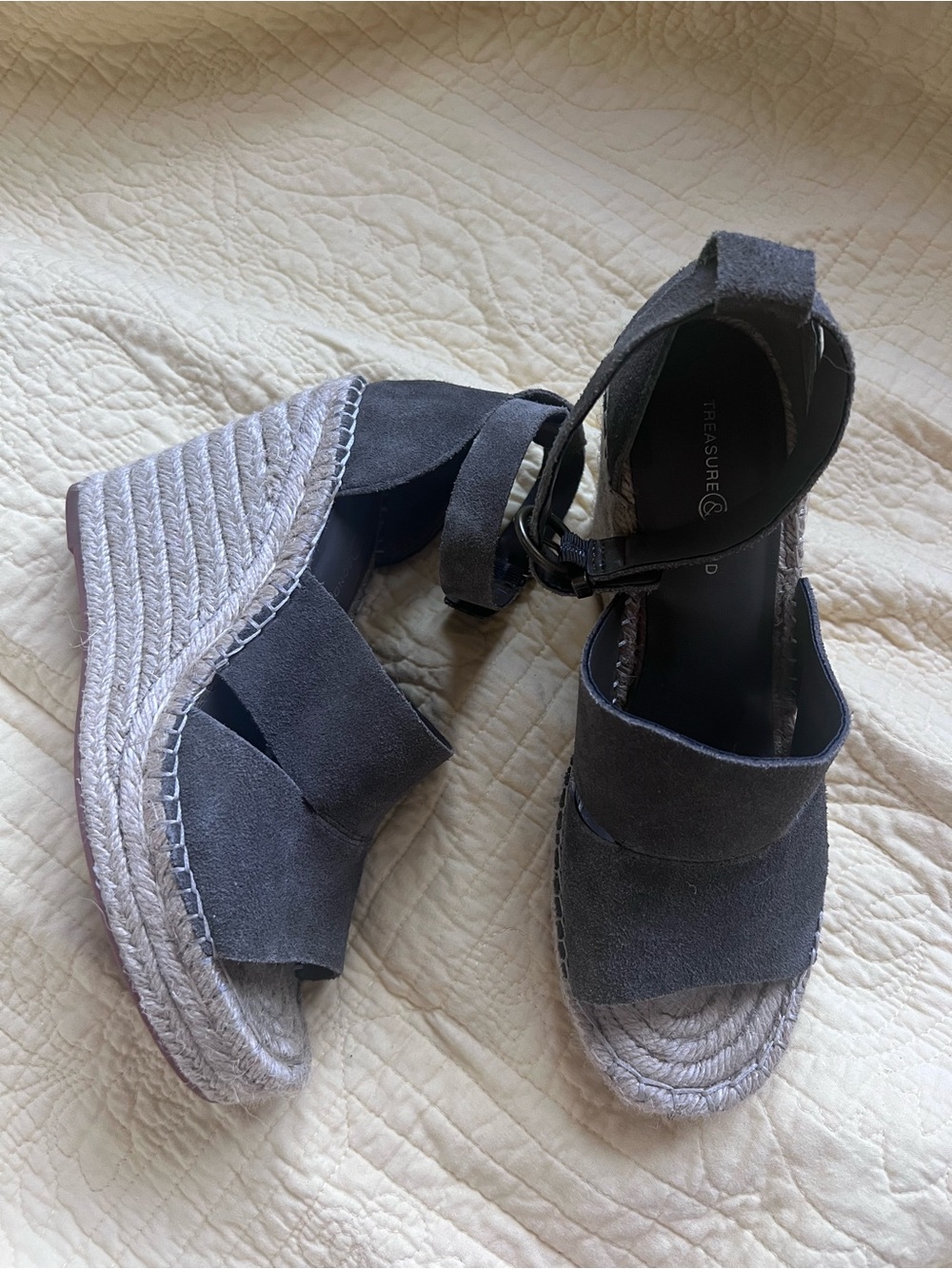Nordstrom Treasure and Bond Wedge Suede Sandal